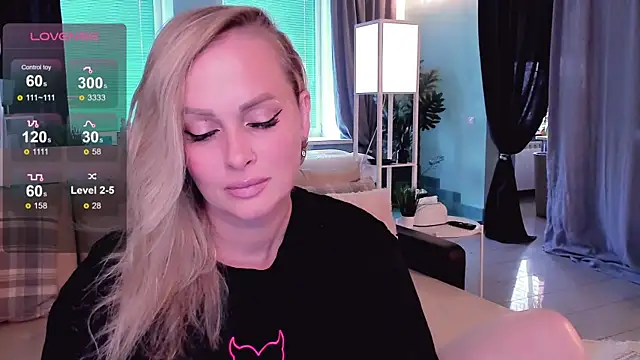 Libby Nora online show from 09.08.25