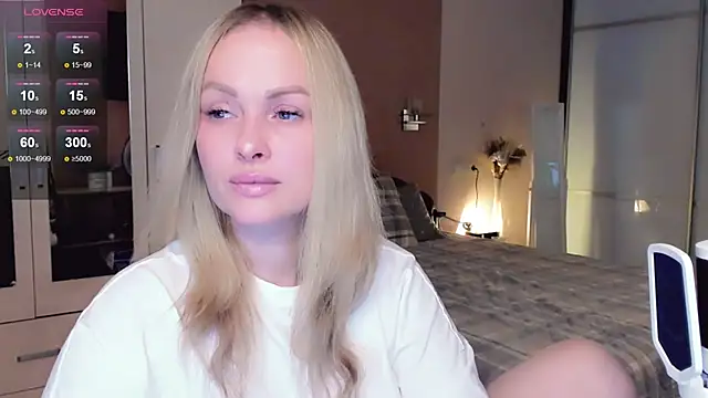 Libby Nora online show from 11.12.25