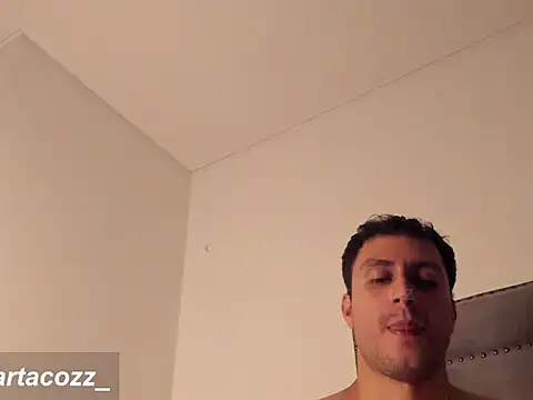 Snapshot of spartacozz chatting on 09.20.25 spartacozz online show from 09.20.25