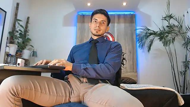 Andrew 4  online show from 05.10.26