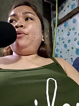 XXLorie 02 online show from 04.25.26