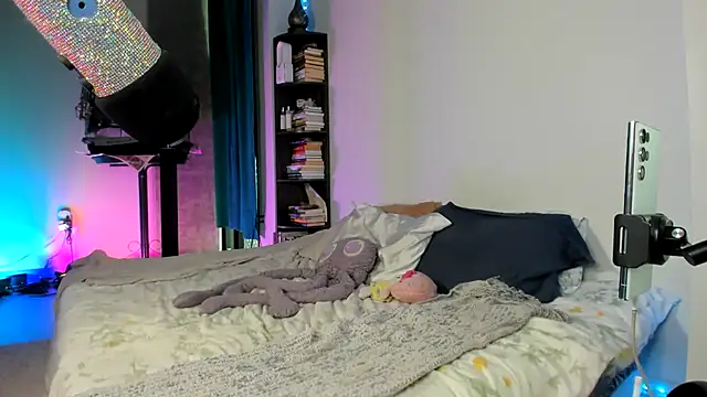 Snapshot of kawaiiibabiii chatting on 09.13.25 kawaiiibabiii online show from 09.13.25