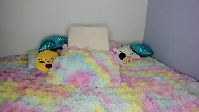 Snapshot of BA_BYY chatting on 10.07.25 BA BYY online show from 10.07.25