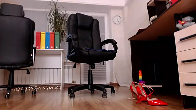 CassieDonald online show from 11.27.25