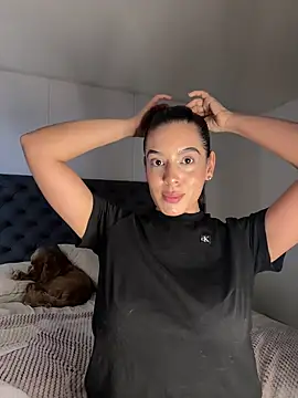 Snapshot of kamivolkano chatting on 03.18.25 kamivolkano online show from 03.18.25