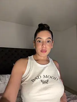 Snapshot of kamivolkano chatting on 03.23.25 kamivolkano online show from 03.23.25