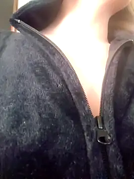 PinkTheHawk online show from 03.04.26