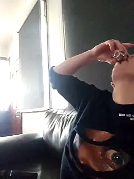 PinkTheHawk online show from 03.06.26