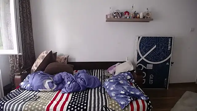 SexxyLety online show from 10.24.25