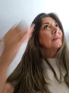 emma tour online show from 01.11.25