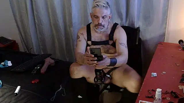 Bostophot73 online show from 03.20.25