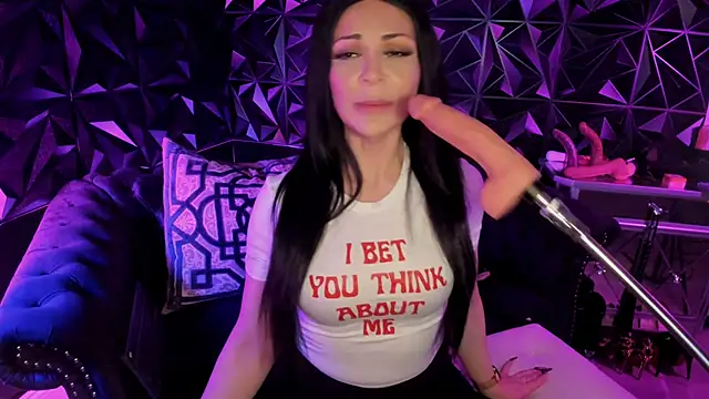 Snapshot of NatashaxoBangs chatting on 11.07.25 NatashaxoBangs online show from 11.07.25