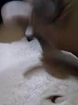 Snapshot of geroom chatting on 12.29.24 geroom online show from 12.29.24