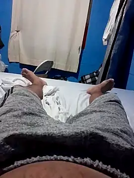 Snapshot of geroom chatting on 03.04.25 geroom online show from 03.04.25