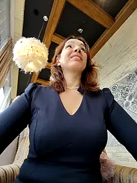 EvaXOAir online show from 11.10.25