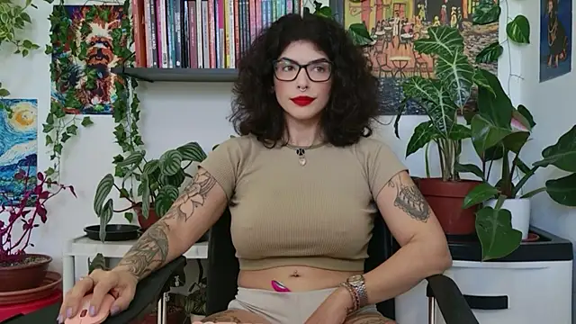 TaliMajesty online show from 05.06.26