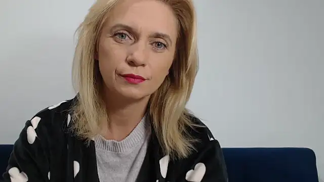 MysticCreature online show from 11.11.25