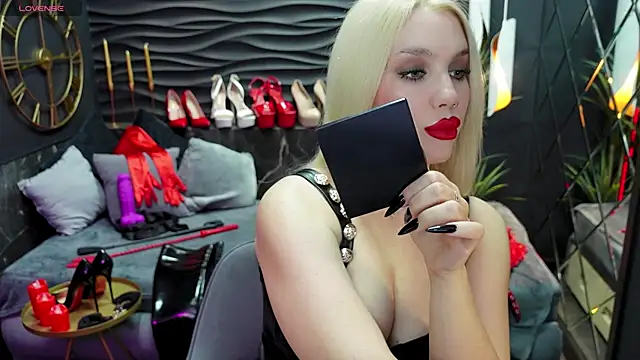 MistressDarsy online show from 02.18.25