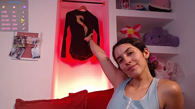 lailypink online show from 02.04.25