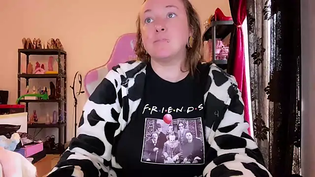 kisicaxx online show from 12.16.25