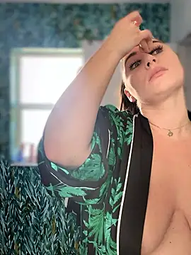 lovely beast online show from 01.09.26