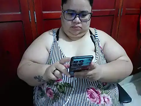 hotlesby4uxxx online show from 06.18.26