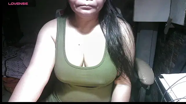 Hotpinay43 online show from 09.18.25