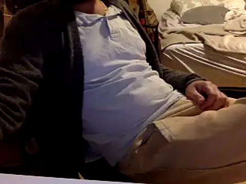 Snapshot of BADGUY2021 chatting on 12.22.24 BADGUY2021 online show from 12.22.24