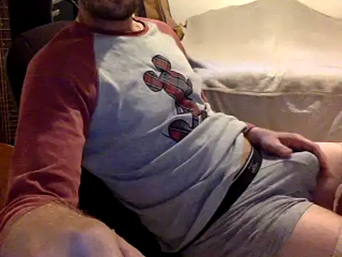 Snapshot of BADGUY2021 chatting on 02.07.25 BADGUY2021 online show from 02.07.25