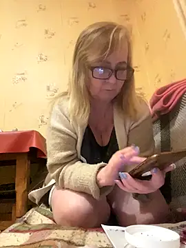 Irina2909xh online show from 12.18.25