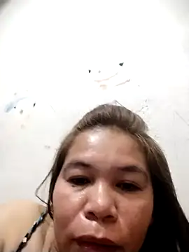 Snapshot of sweetvanna chatting on 04.18.26 sweetvanna online show from 04.18.26