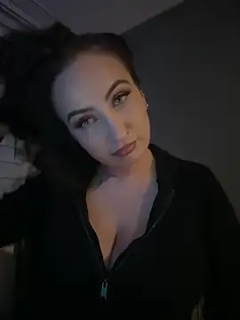 itsCassie online show from 02.12.25