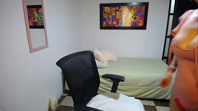 Snapshot of Sofi_5249_ chatting on 11.08.25 Sofi 5249 online show from 11.08.25