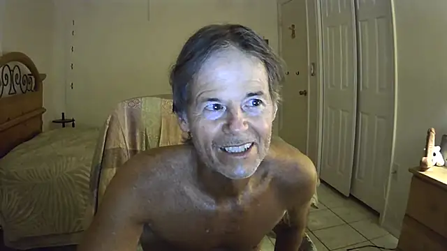 Snapshot of nakeedcowboi65 chatting on 03.11.26 nakeedcowboi65 online show from 03.11.26