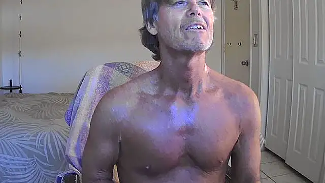 Snapshot of nakeedcowboi65 chatting on 03.20.26 nakeedcowboi65 online show from 03.20.26