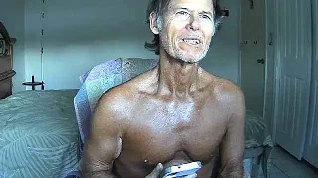 Snapshot of nakeedcowboi65 chatting on 04.24.26 nakeedcowboi65 online show from 04.24.26