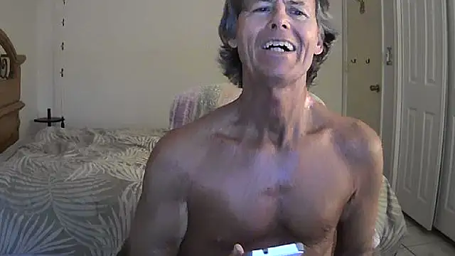 Snapshot of nakeedcowboi65 chatting on 05.02.26 nakeedcowboi65 online show from 05.02.26