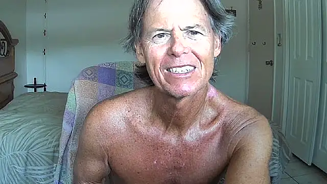 Snapshot of nakeedcowboi65 chatting on 05.09.26 nakeedcowboi65 online show from 05.09.26