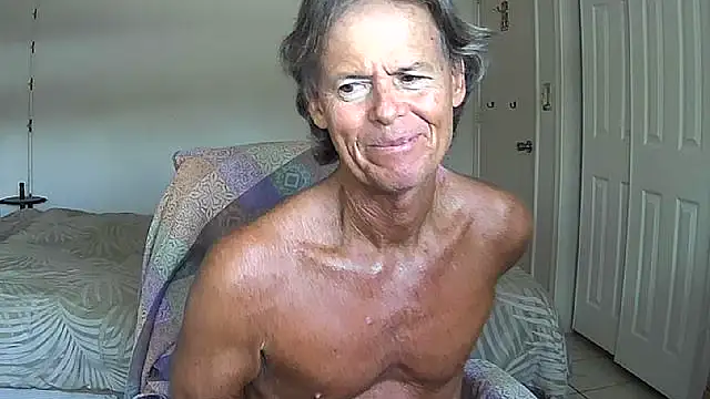Snapshot of nakeedcowboi65 chatting on 05.27.26 nakeedcowboi65 online show from 05.27.26