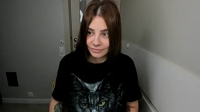 Snapshot of JuliaBusty chatting on 04.05.26 JuliaBusty online show from 04.05.26