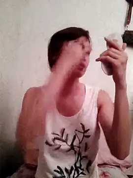 Snapshot of QueenSoreal chatting on 02.21.25 QueenSoreal online show from 02.21.25