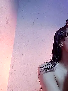 Snapshot of QueenSoreal chatting on 03.07.25 QueenSoreal online show from 03.07.25