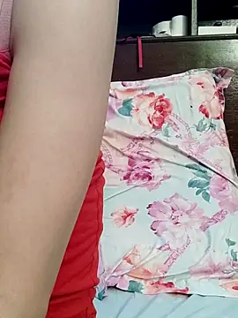 Snapshot of QueenSoreal chatting on 03.07.26 QueenSoreal online show from 03.07.26