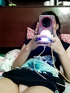 Snapshot of QueenSoreal chatting on 03.12.26 QueenSoreal online show from 03.12.26