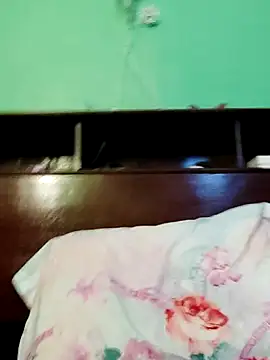 Snapshot of QueenSoreal chatting on 03.27.26 QueenSoreal online show from 03.27.26