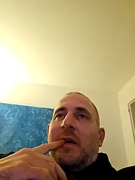 Snapshot of verylargecock chatting on 12.02.25 verylargecock online show from 12.02.25