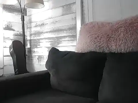 AshleyRain online show from 11.28.25