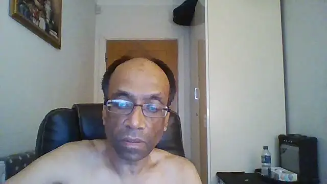 rauncher1 online show from 10.09.25