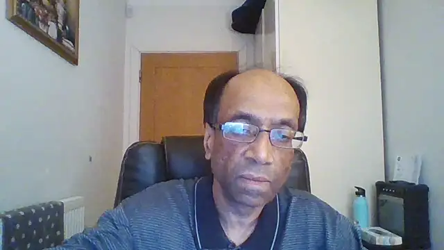 Snapshot of rauncher1 chatting on 12.20.25 rauncher1 online show from 12.20.25