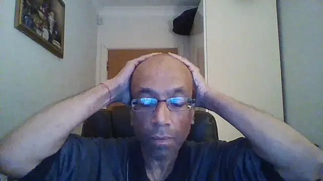 Snapshot of rauncher1 chatting on 01.06.26 rauncher1 online show from 01.06.26